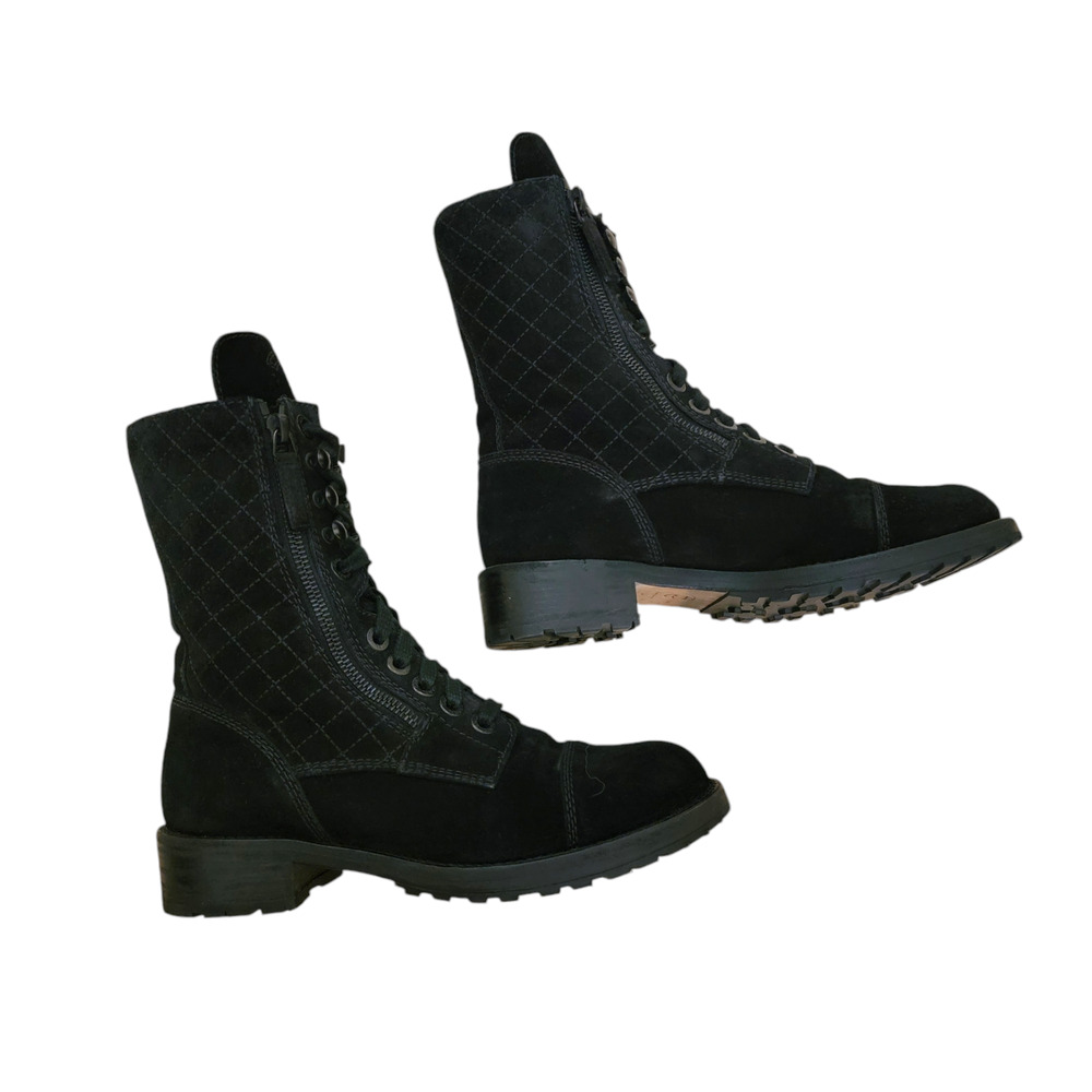 Chanel Quilted Suede CC Logo Combat Boots Black Moto Lace Up G29324 IT 37 6 6.5